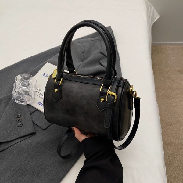 Good-looking Versatile New Retro Minority Women's Shoulder Messenger Bag - Image 3