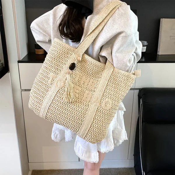 French style large capacity woven straw woven bag for women, new beach vacation shoulder bag, casual commuting tote bag - Image 3