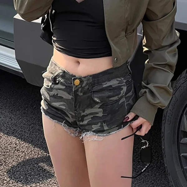 Camouflage shorts, jeans, slimming hot pants, summer new style 2025 casual versatile mini pants - Image 3