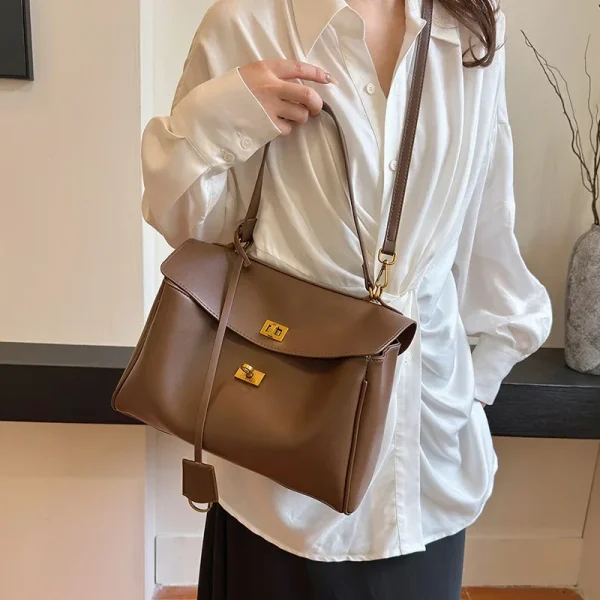 New Crossbody Bags French Style Women's Retro Trend Advanced Axillary Bag Retro Fashion Leisure Versatile Commuter Shoulder Bags - Image 4