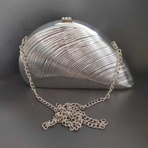 2025 Summer Spring Silver Spiral Oyester Shell Clutch Bag Silver With Silver Chain