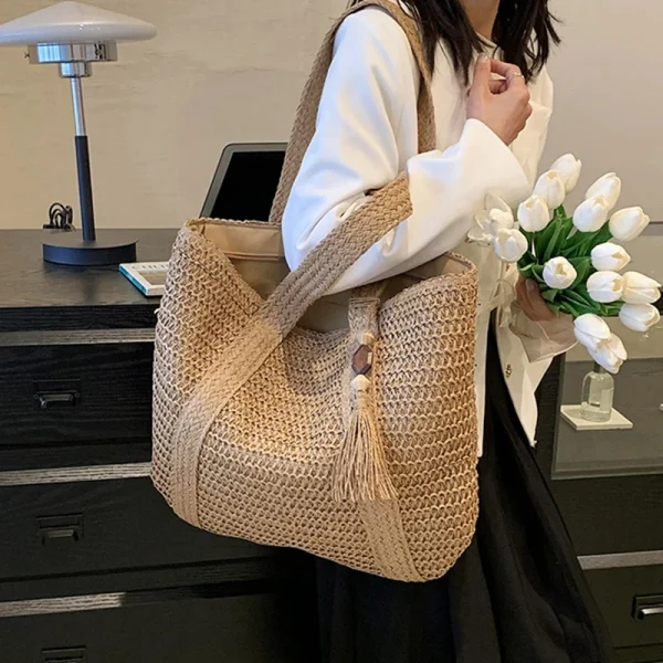 Large Capacity Straw Weave Tote Bag for Women Summer Beach Handbag Tassel Pendant Bohemian Shoulder Bag 2025 Ladies Travel Bag