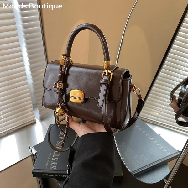 Vintage Fashion Top-handle Bags For Women Flap Shape Shoulder Crossbody Bag With Pendant 2025 Winter New Luxury Designer Handbag
