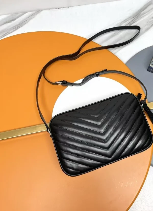 High quality bowling bag 2025 new large capacity retro pillow bag, leather crossbody handbag, commuting bag - Image 2