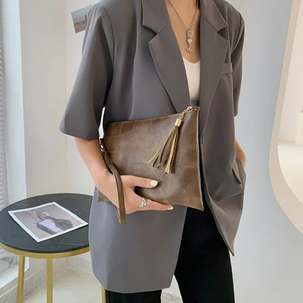 Small Women Bag Lady Day Clutch Envelope Wristlet Bag Soft PU Leather Mobile Phone Money Purses And Handbags Tassel Evening Bag - Image 2