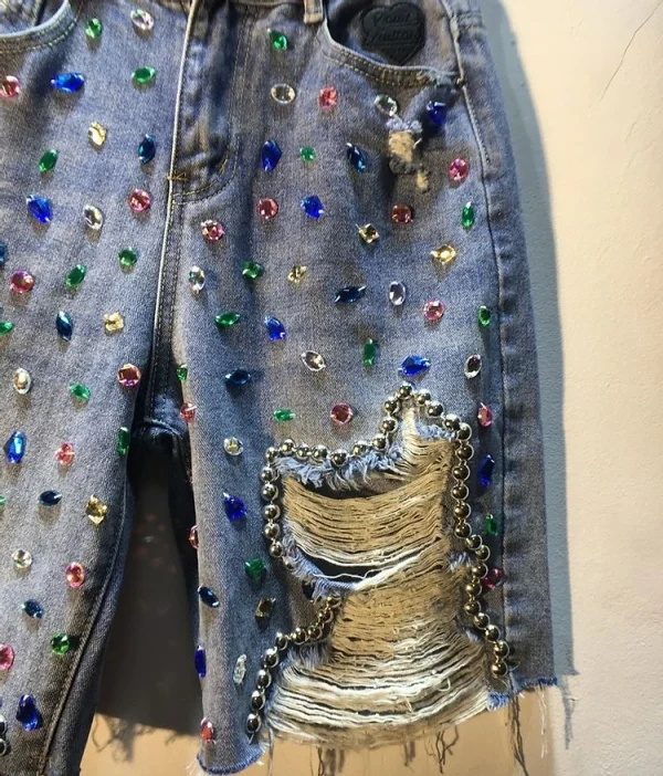 Diamond Beaded Denim Knee Length pants Woman 2025 Summer New Loose High Waist Slimming mid-pants Jeans women - Image 3