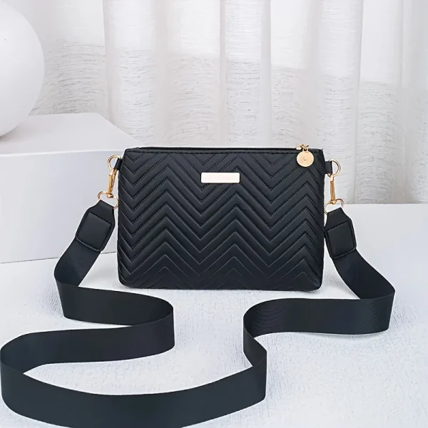 2025 New Minimalist Solid Color Quilted Chain Crossbody Bag for Women Small Lightweight Shoulder Purse Elegant Everyday Handbag