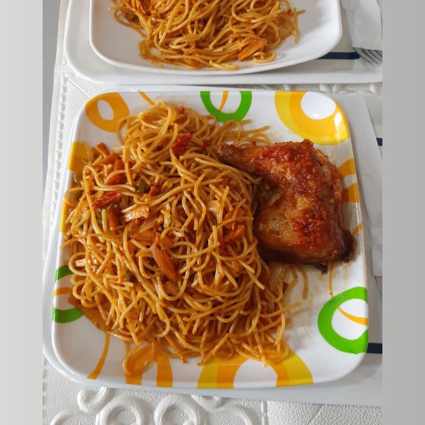 Jollof pasta with chicken