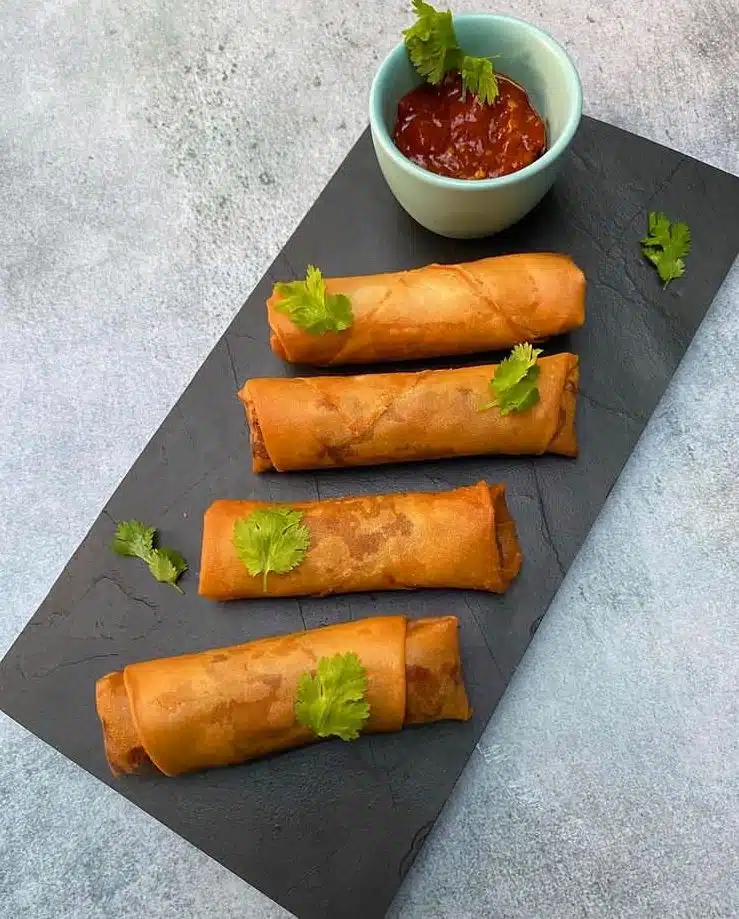 Prawn in mayonnaise rolls