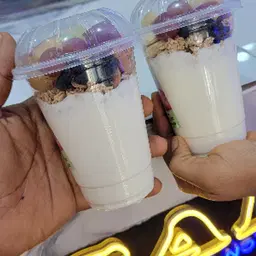 Sweetened Yummy Parfait