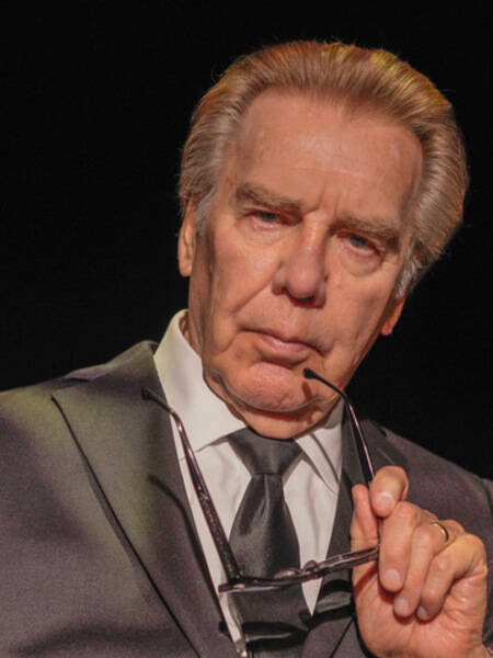 Ross Johnson | Psychic Entertainer