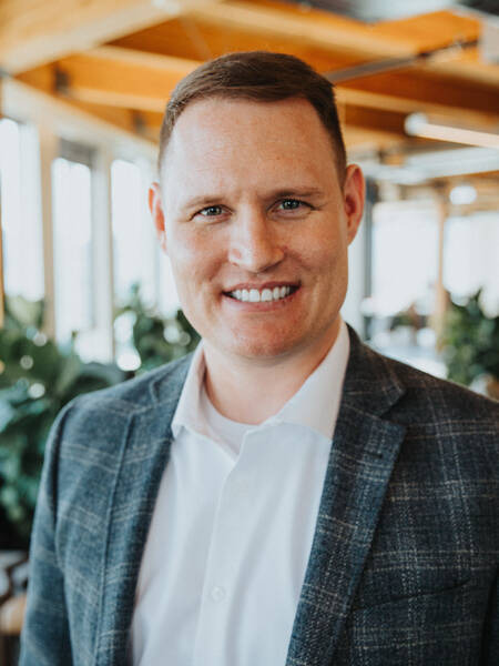 Patrick Nelson | 1st ever NFL-Pat Tillman Military Scholar, Bronze Star Medal and Purple Heart Medal Recipient, People Magazine Tribute to Heroes Honoree