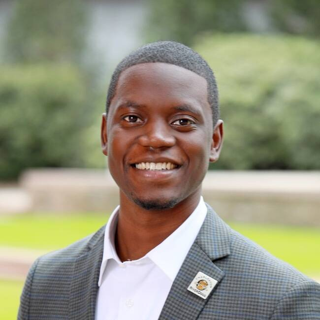 Premiere Speakers Bureau, Chris Singleton