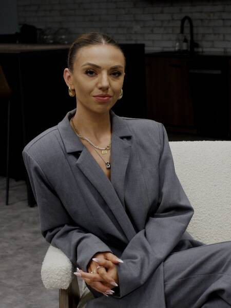 Premiere Speakers Bureau, Hannah Gronowski Barnett