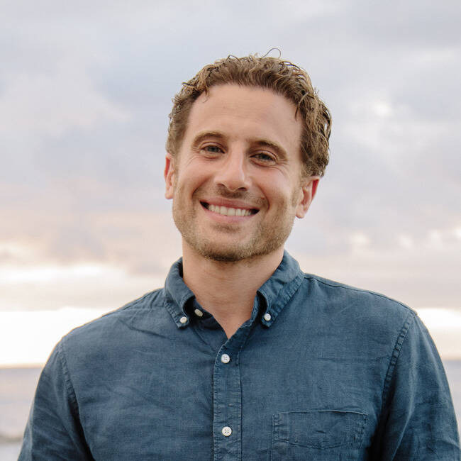 Premiere Speakers Bureau, Chris Bashinelli