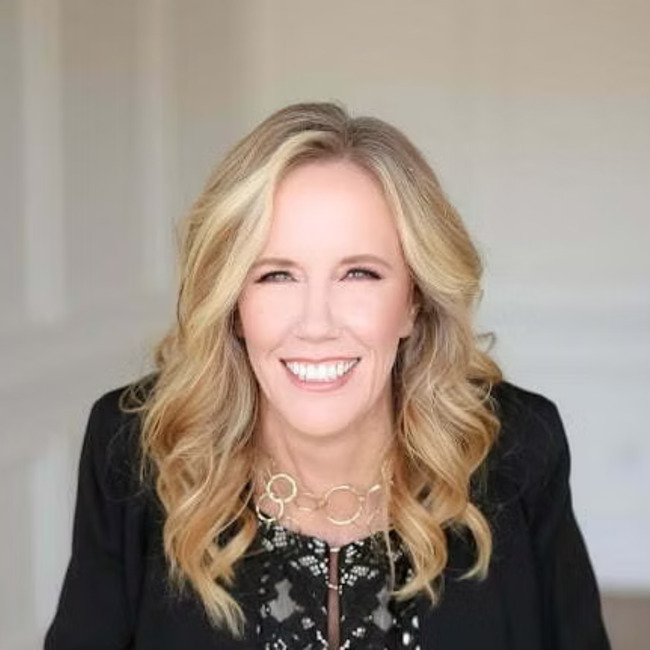 Premiere Speakers Bureau, Shawna Suckow