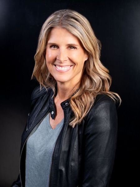 Ariane de Bonvoisin | Best-Selling Author, Global Speaker and Elite Executive Coach to CEOs, Founders, Athletes and Regular Humans!