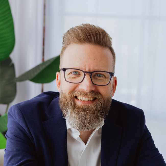 Premiere Speakers Bureau, Shawn Ellis