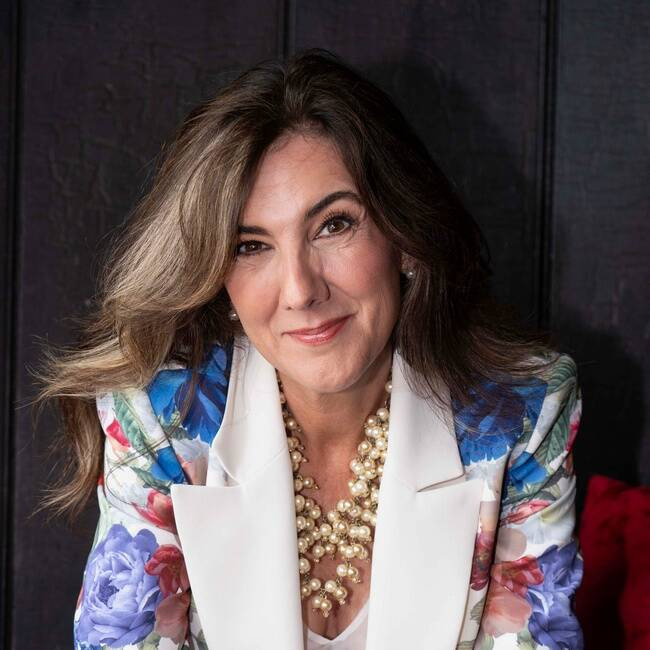 Premiere Speakers Bureau, Christine Cashen