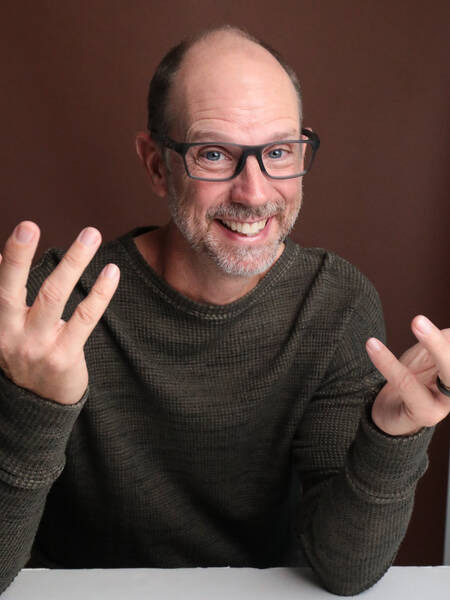 Brandon Gibson | Hollywood Actor, Second City IMPROV Expert | Leadership Keynote Speaker & Creator of The Pivot Principle.