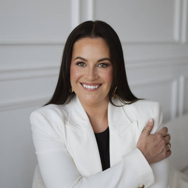 Premiere Speakers Bureau, Courtney Stanley