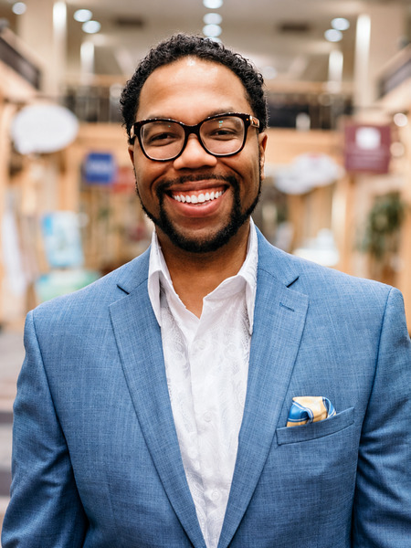 Damus Smith | Leadership That Sticks™