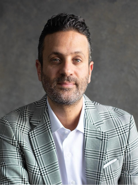 Nir Hindie | Business Artistry  ·  Creative Leadership  ·  Strategy