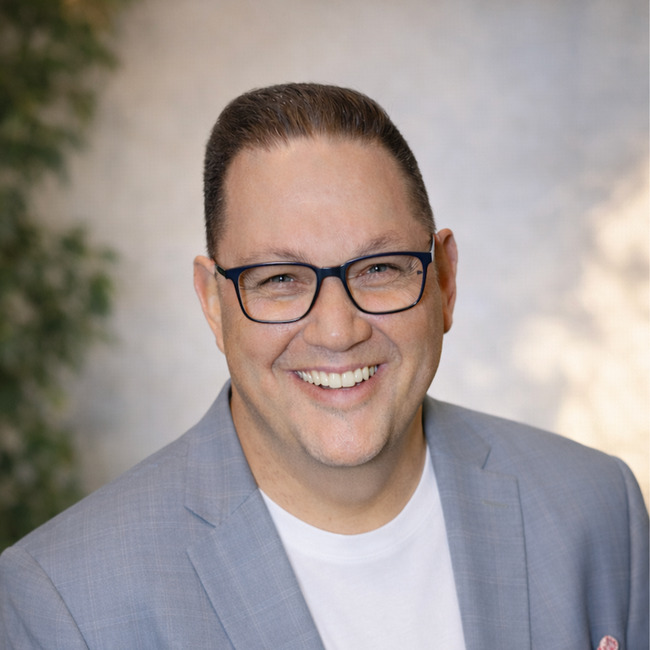 Premiere Speakers Bureau, Jason McGuire