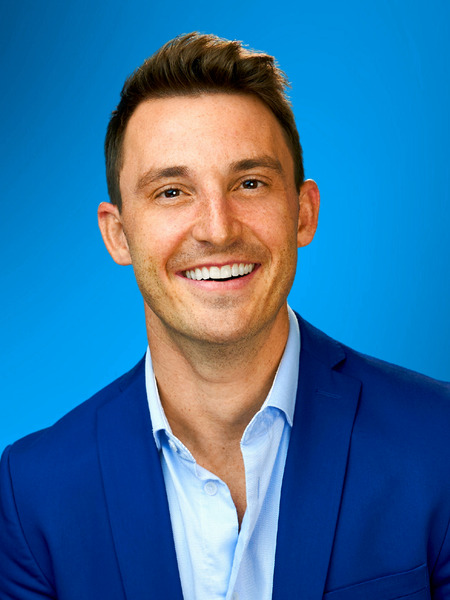 Alex Weber | Award-Winning Keynote Speaker, Champion Leader, and American Ninja Warrior helping you be Unstoppable!