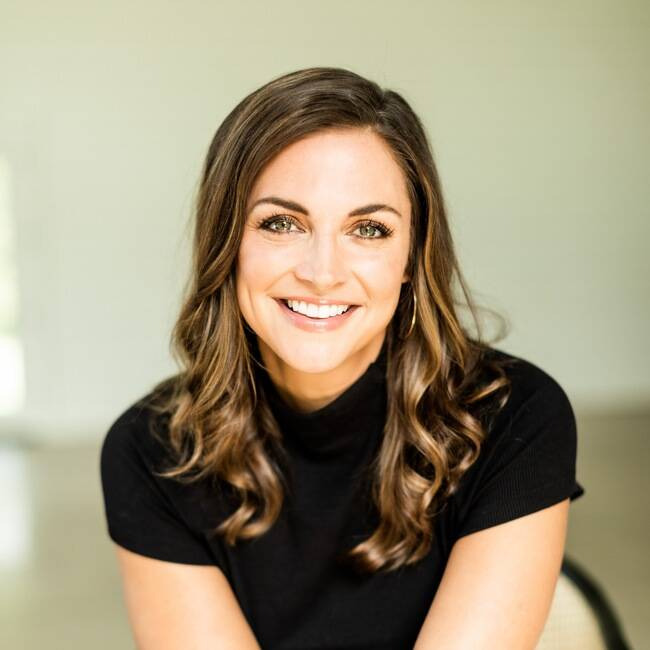 Premiere Speakers Bureau, Paula Faris