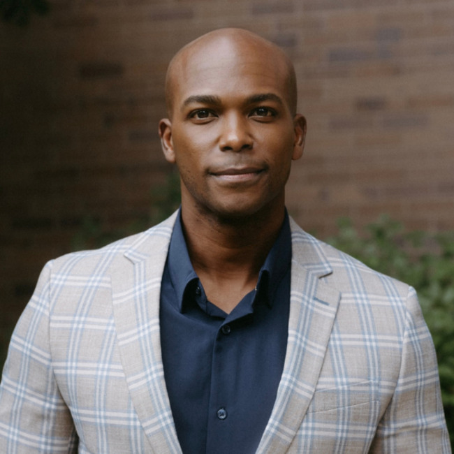 Premiere Speakers Bureau, Trey McKnight