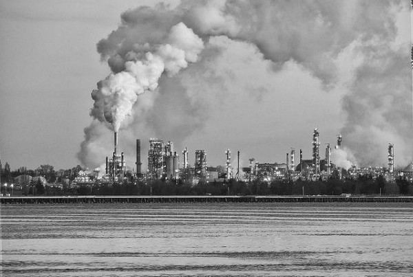 Texas Oil Industry Keeps Wary Eye On ISIS