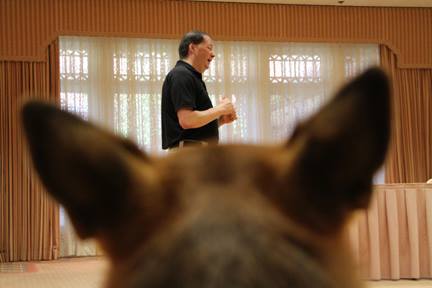 Meet the Man Training Texas Cops Not to Shoot Your Dog