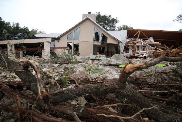 After Texas Floods, Watch for Mold and Mold-Related Illnesses