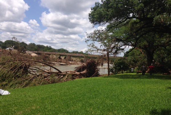 Wimberley Business Owners Say: Customers Welcome, Gawkers Stay Home