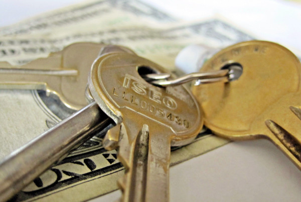 Some High-Income Texans Have Homes in Public Housing