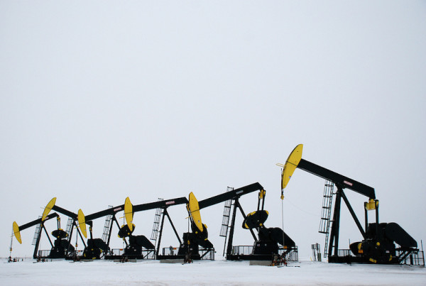 Should Congress End the Oil Export Ban?