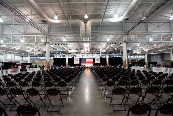 Nine Days and Counting: What Candidates Face at the Iowa Caucus