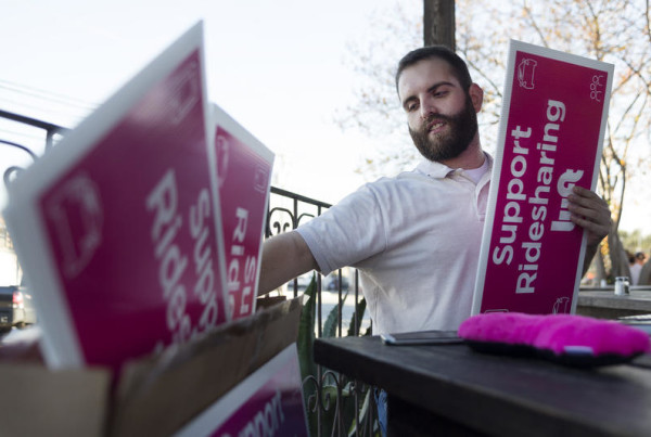 What’s at the Core of Austin’s Uber & Lyft Fight?