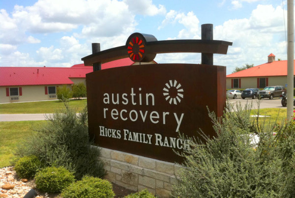 Medicaid Gap Means Uninsured Texans Face a Tough Road to Drug, Mental Health Treatment