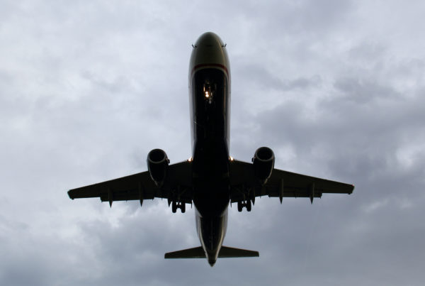 Parents: How to Keep Your Kid Calm During Holiday Travel