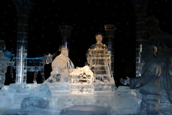 Head to Grapevine for a Holiday Getaway Full of Lights, Music and Ice