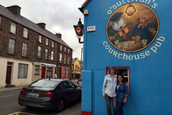 Get a Slice of Texas Life In This Irish Pub