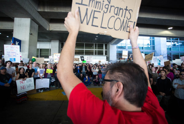 Lawyers’ Group Offers Hotline For Travelers Detained Under Revised Travel Ban
