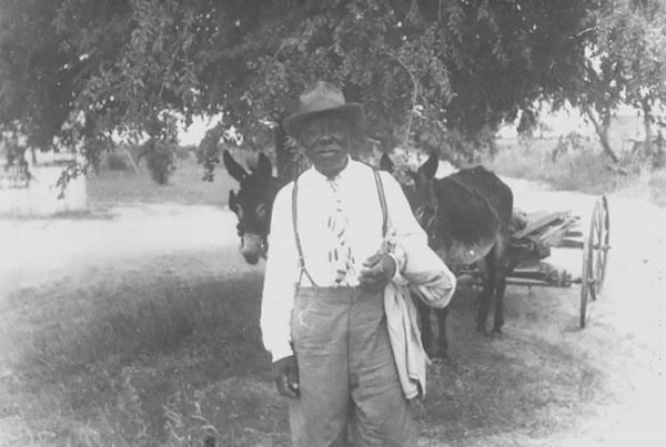 ‘Washington Phillips And His Manzarene Dreams’: A Mysterious Texas Gospel Artist Resurfaces