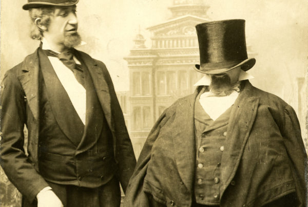 At Vaudeville Exhibit, See Houdini’s Ball And Chain, Or Do Your Own Song-And-Dance