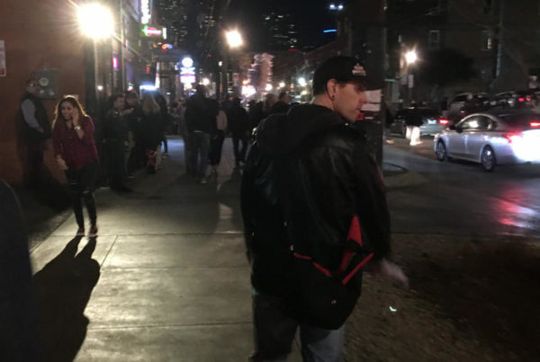 Finding Dallas’ Young People Experiencing Homelessness Challenges Volunteers
