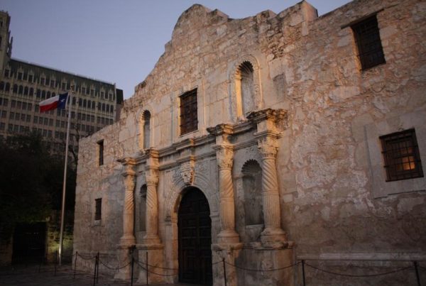 News Roundup: Education Board Considers Updated Depiction Of Alamo Defenders In Texas History Books