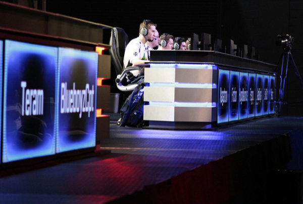 Should High Schools Offer Esports?