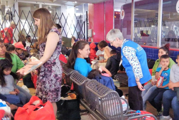 San Antonio Bus Station Becomes Resource Center For Immigrant Families